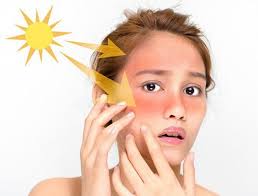 Sử dụng kem chống nắng với SPF 50 trở lên